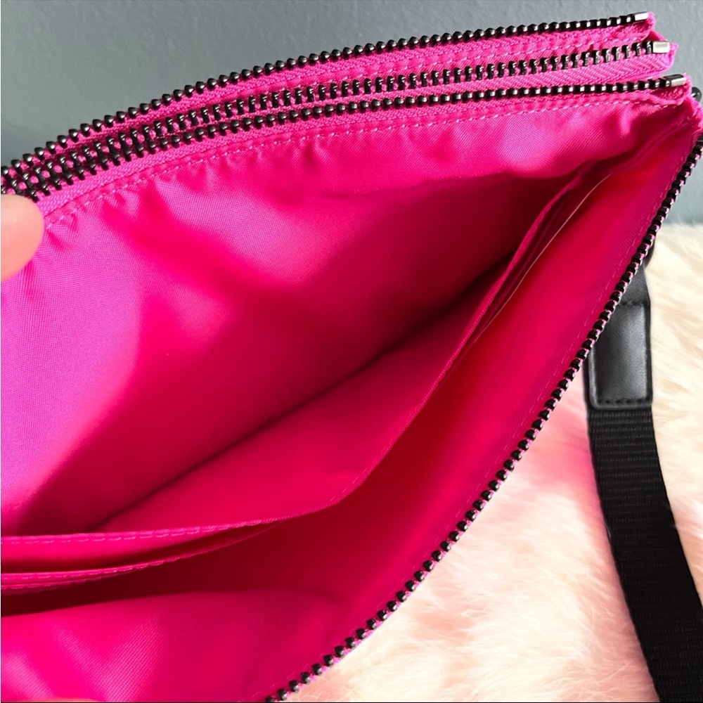 Lululemon Now & Always Pink Sonic/Black Wristlet Wallet Clutch Keychain - Picture 9 of 11